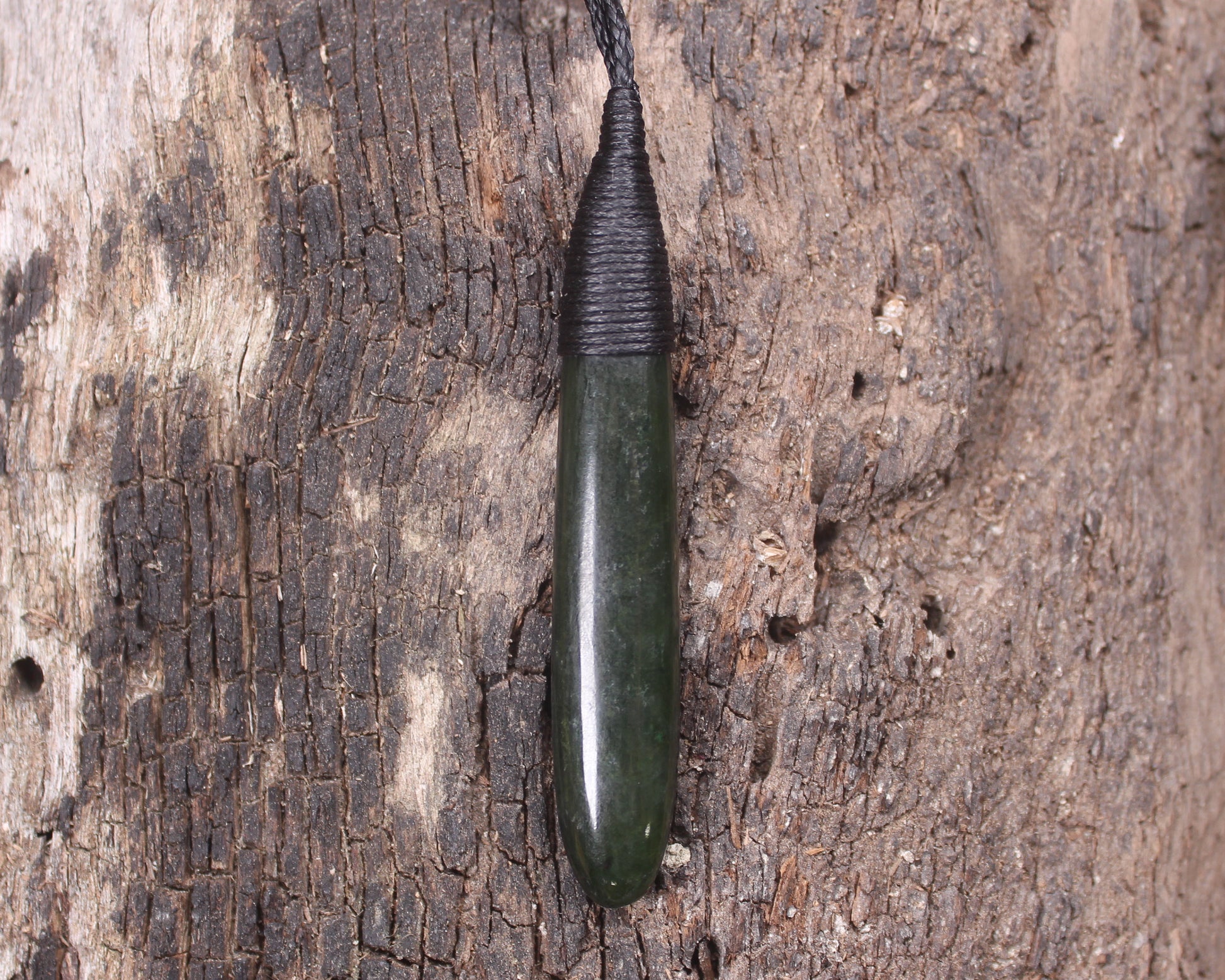 Kawakawa Pounamu Roimata Pendant - NZ Greenstone