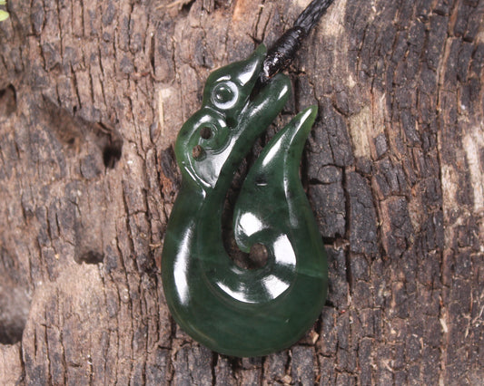 Kawakawa Pounamu Manaia pendant - NZ Greenstone