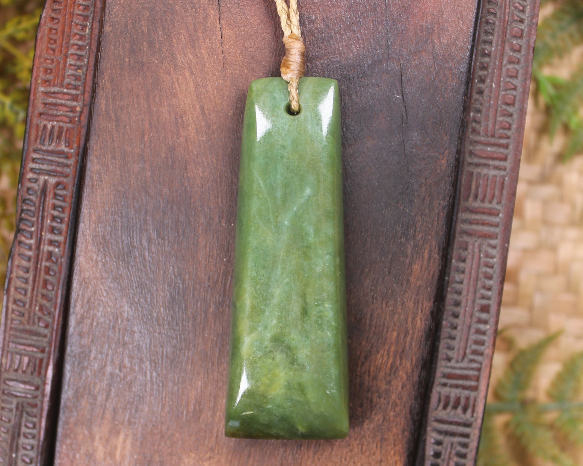 Flower Jade Pounamu Toki