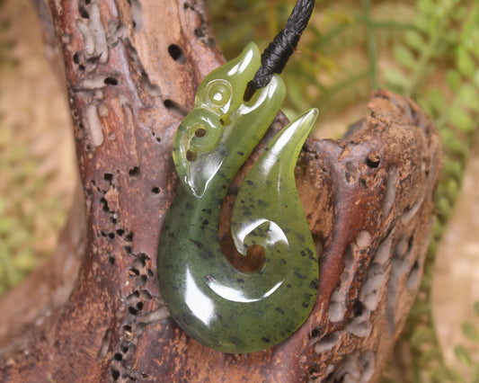 Tangiwai Pounamu Manaia pendant - NZ Greenstone