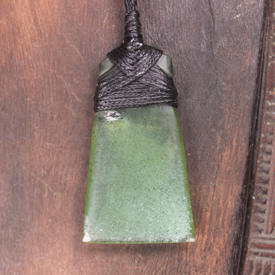 Toki or Adze Pendant carved from Tangiwai Pounamu - NZ Greenstone