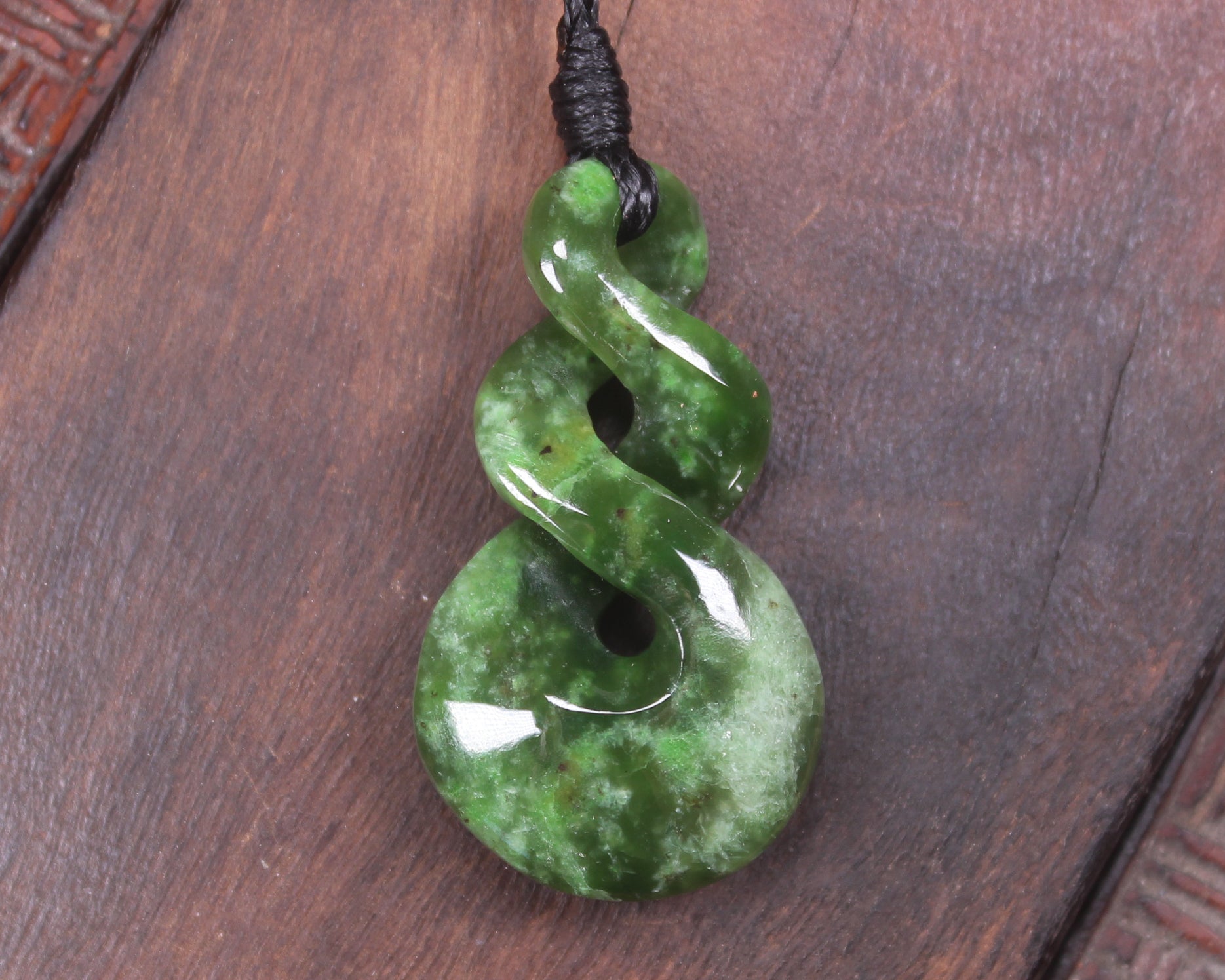 Twist carved from Kawakawa Pounamu - NZ Greenstone