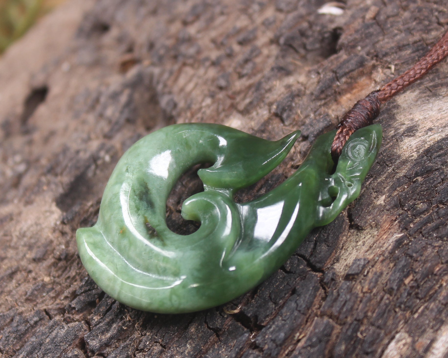 Kawakawa Pounamu Manaia pendant - NZ Greenstone