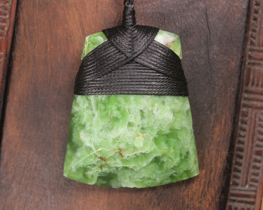 Toki or Adze Pendant carved from Flower Jade Pounamu - NZ Greenstone