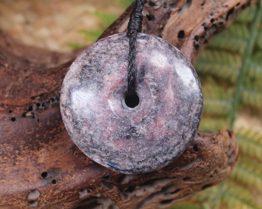 Aroha stone Porowhita