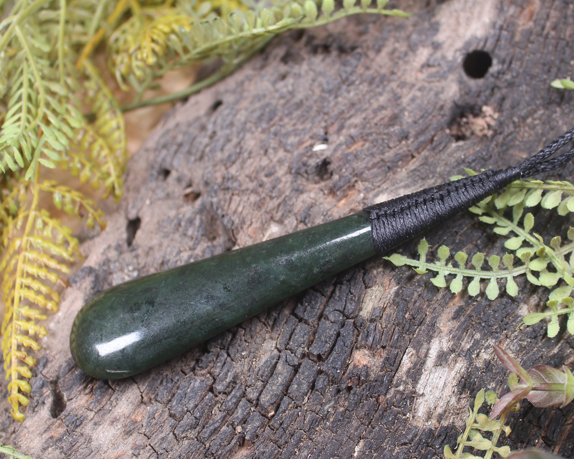 Rimu Pounamu Roimata Pendant - NZ Greenstone