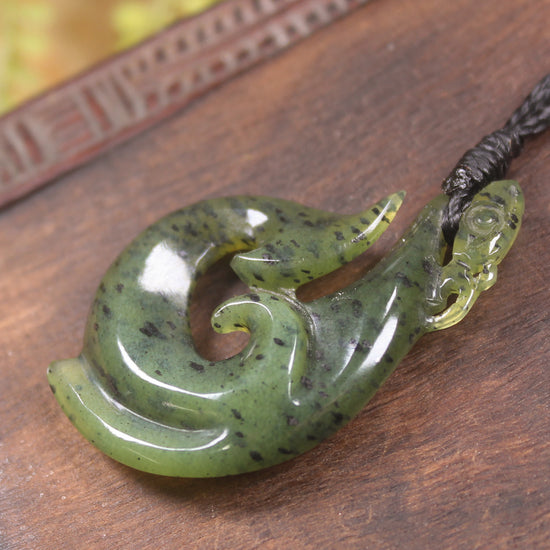 Tangiwai Pounamu Manaia pendant - NZ Greenstone