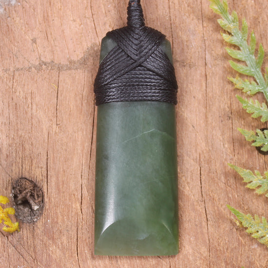 Inanga Pounamu Toki