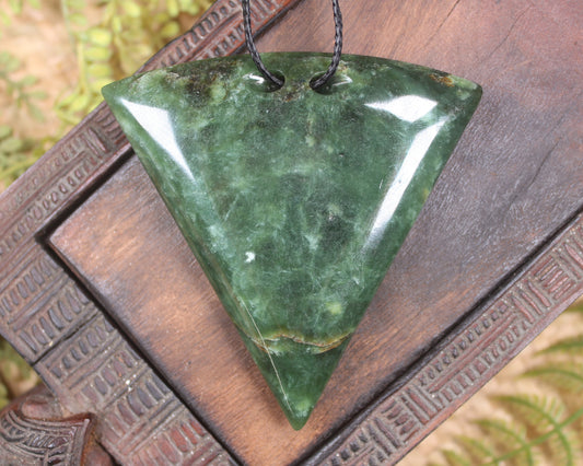 Breastplate or Shield carved from Kawakawa Pounamu - NZ Greenstone