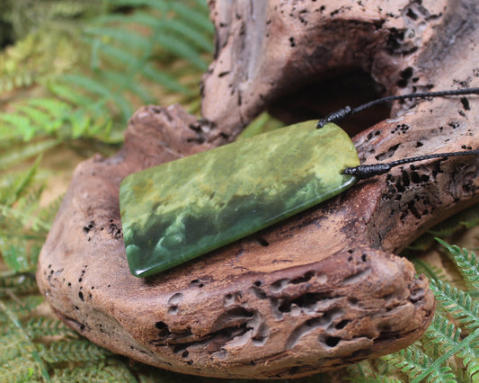 Toki or Adze Pendant carved from Flower Jade Pounamu - NZ Greenstone