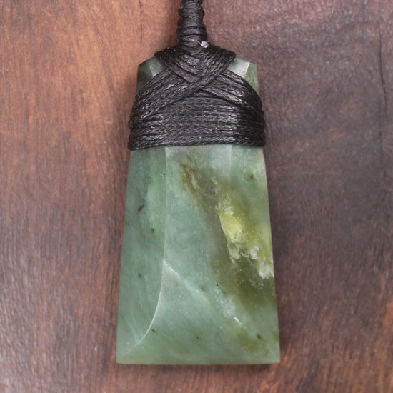 Inanga Pounamu Toki