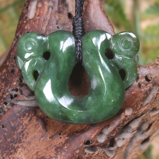 Pekapeka Pendant carved from Hapopo Pounamu - NZ Greenstone
