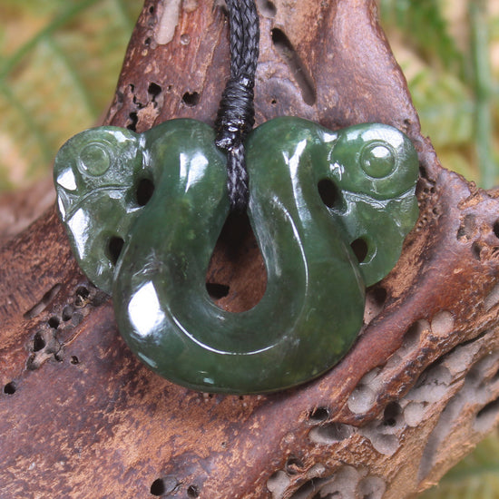 Pekapeka Pendant carved from Kawakawa Pounamu - NZ Greenstone