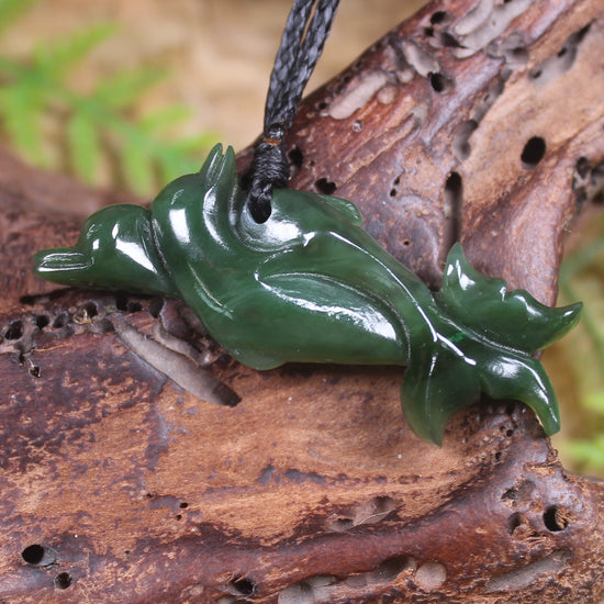 Dolphin or Aihe Pendant - Kawakawa Pounamu - NZ Greenstone