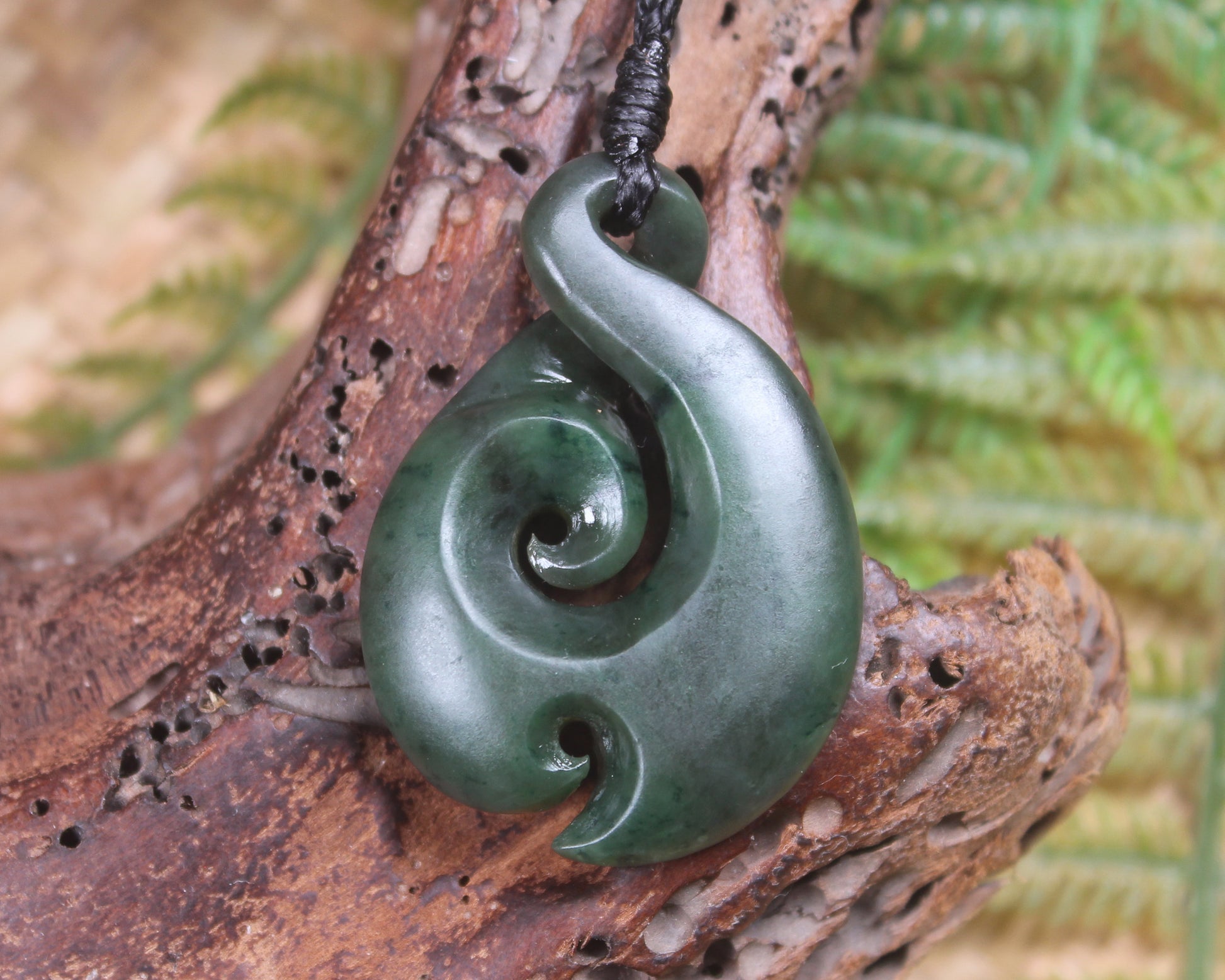 Koru Twist carved from Kawakawa Pounamu - NZ Greenstone