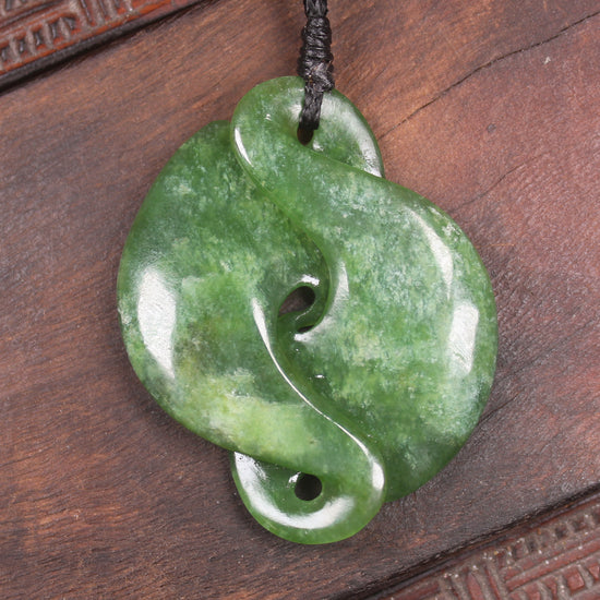 Koru Twist or Pikorua carved from Kawakawa Pounamu - NZ Greenstone