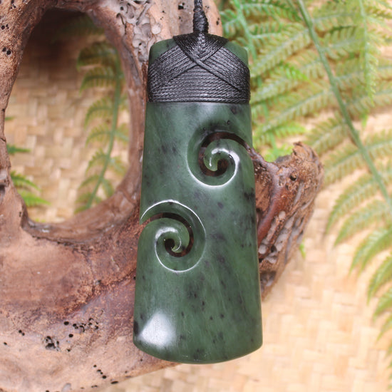 Toki or Adze with Koru carved from Hapopo Pounamu - NZ Greenstone