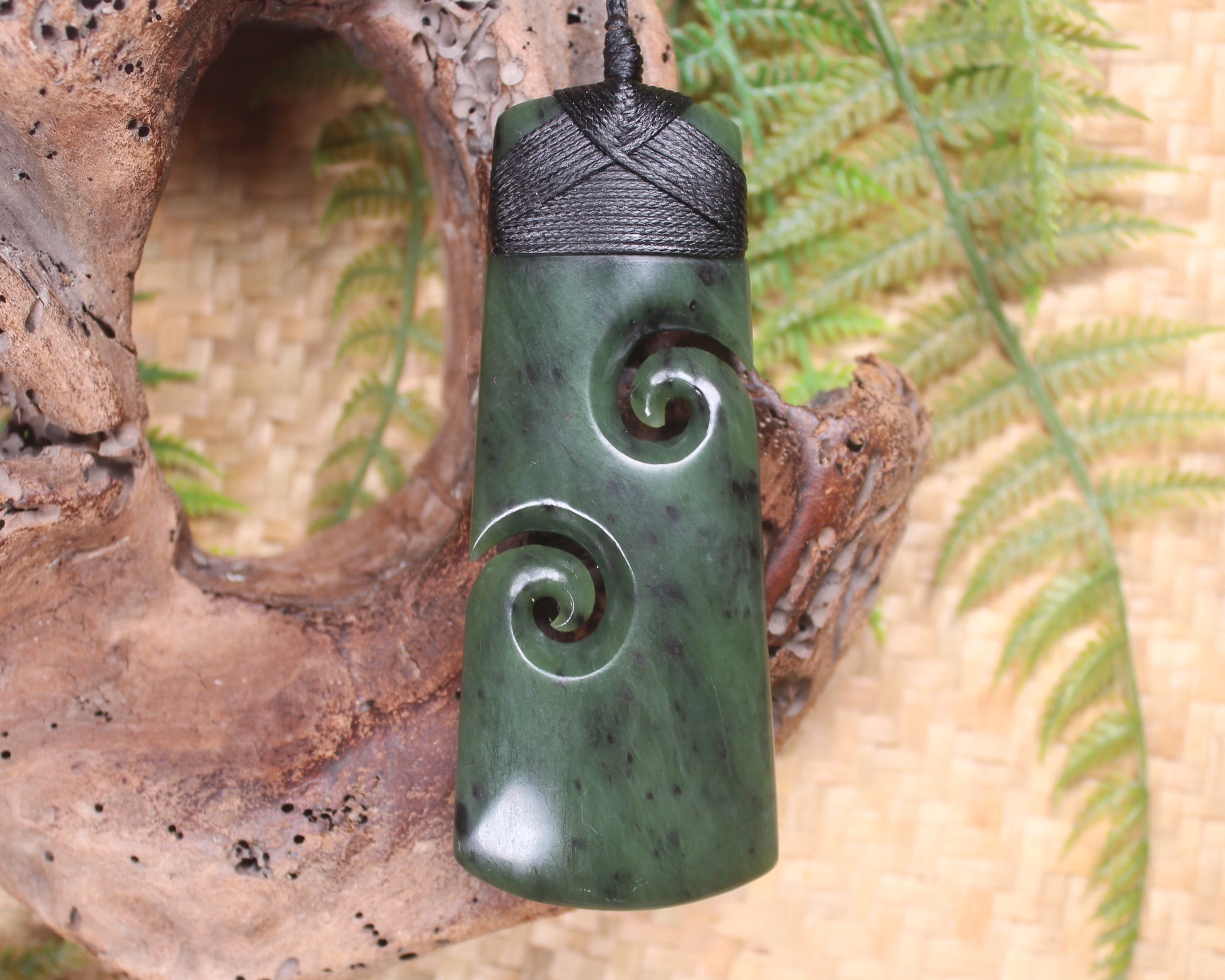 Toki or Adze with Koru carved from Hapopo Pounamu - NZ Greenstone