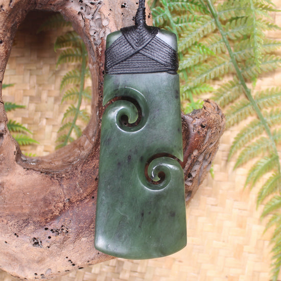Toki or Adze with Koru carved from Hapopo Pounamu - NZ Greenstone