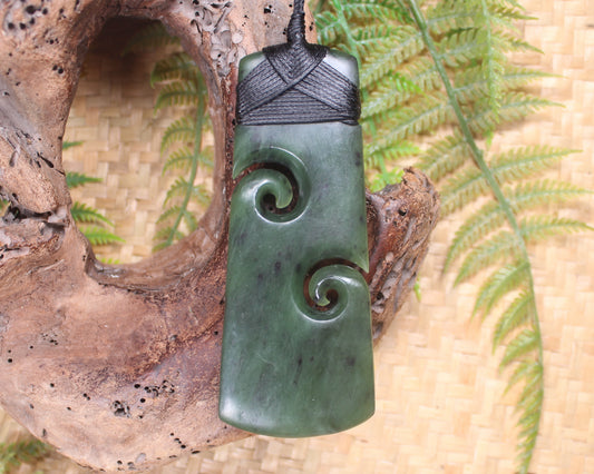 Toki or Adze with Koru carved from Hapopo Pounamu - NZ Greenstone