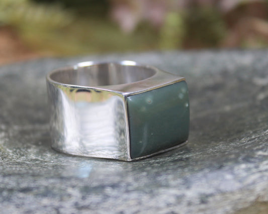 Sterling Silver Inanga Pounamu Ring - NZ Greenstone