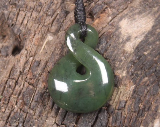 Twist carved from Rimu Pounamu - NZ Greenstone