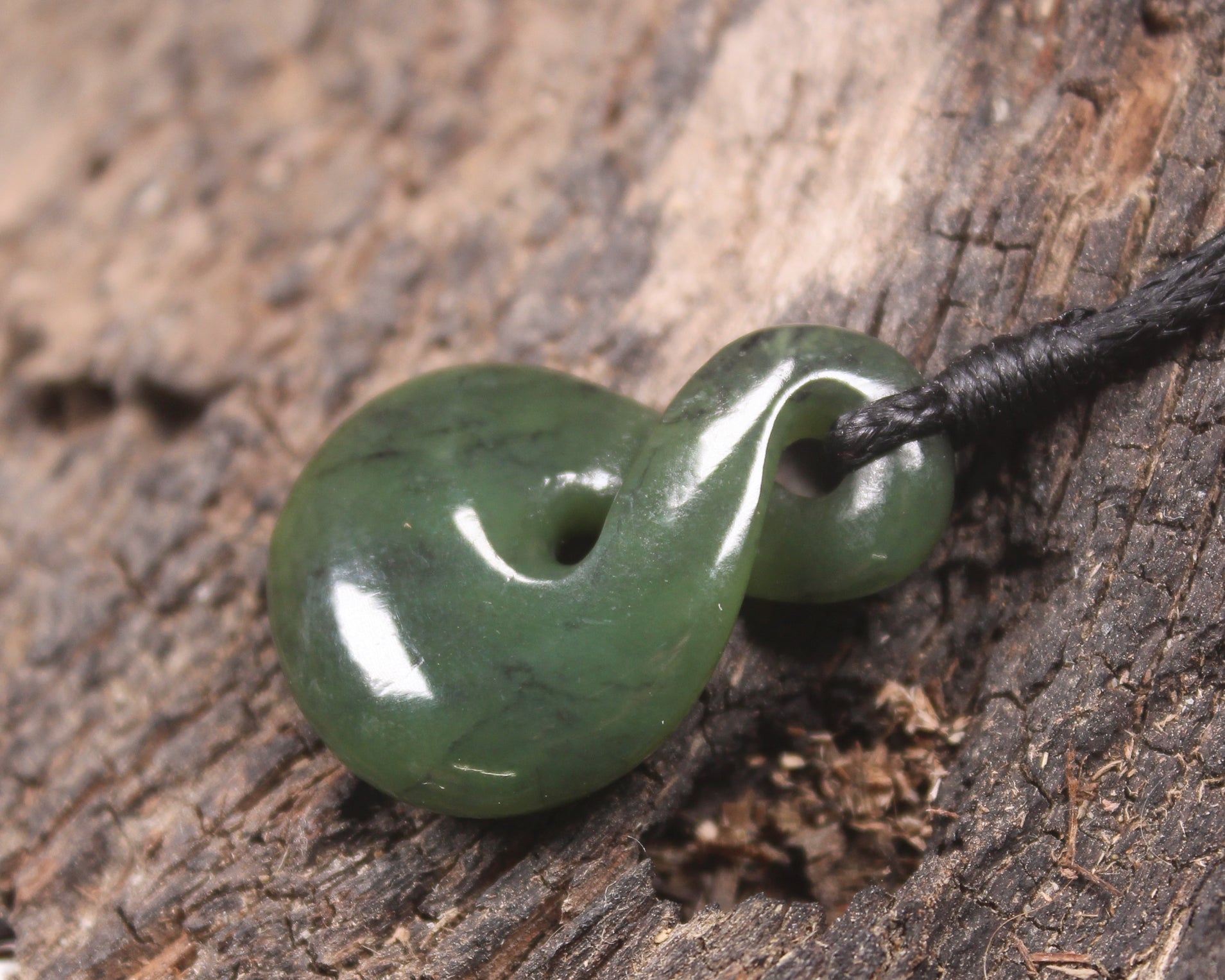 Twist carved from Rimu Pounamu - NZ Greenstone