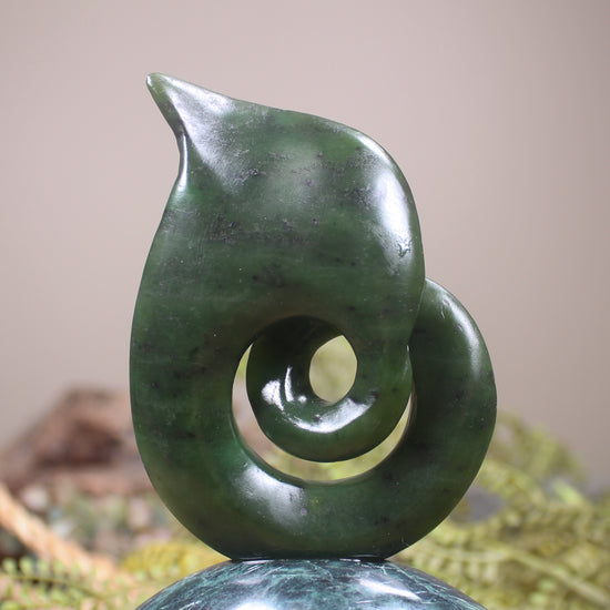 Freeform Pounamu Scultpure