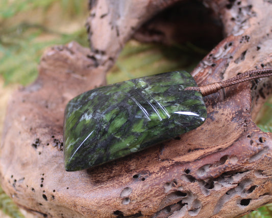 Toki or Adze carved from Douglas Creek - NZ Greenstone