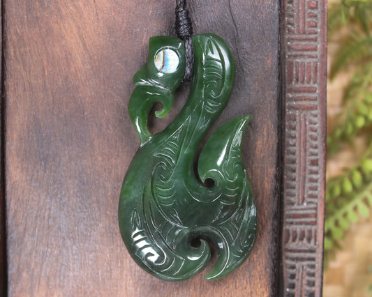 Kawakawa Pounamu Manaia pendant - NZ Greenstone