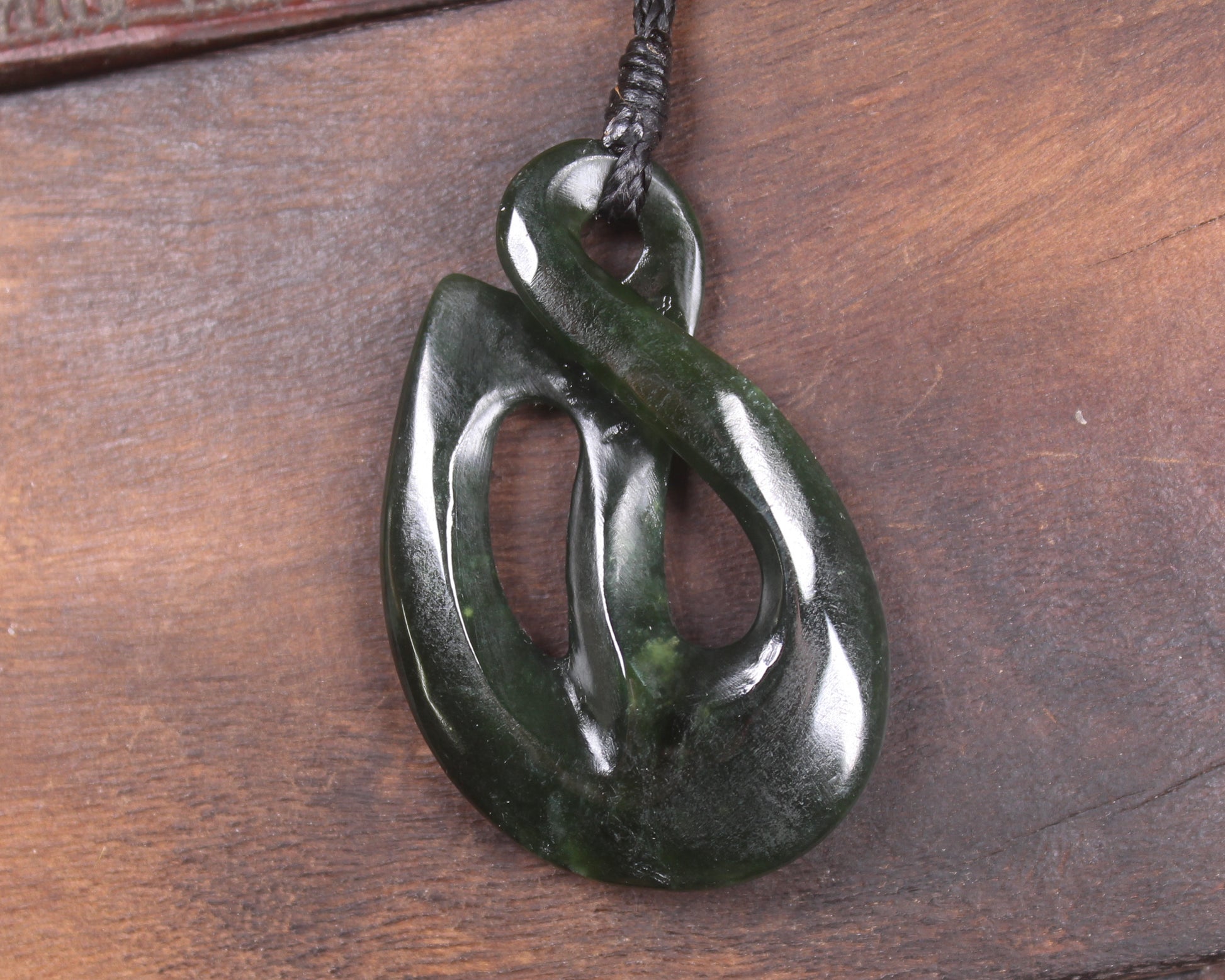 Twist Pendant carved from Kawakawa Pounamu - NZ Greenstone