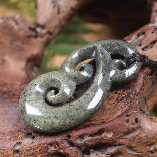 Hammerhead pendant carved from NZ Serpentine