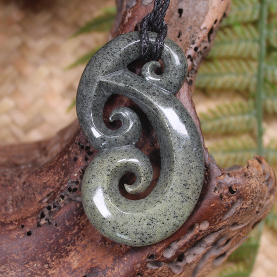 Hammerhead pendant carved from NZ Serpentine