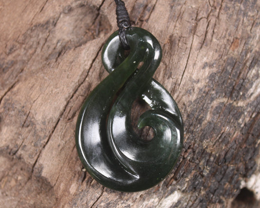 Koru Twist or Pikorua carved from Kawakawa Pounamu - NZ Greenstone