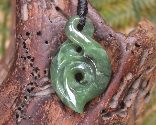 Koru Twist carved from Hapopo Pounamu - NZ Greenstone