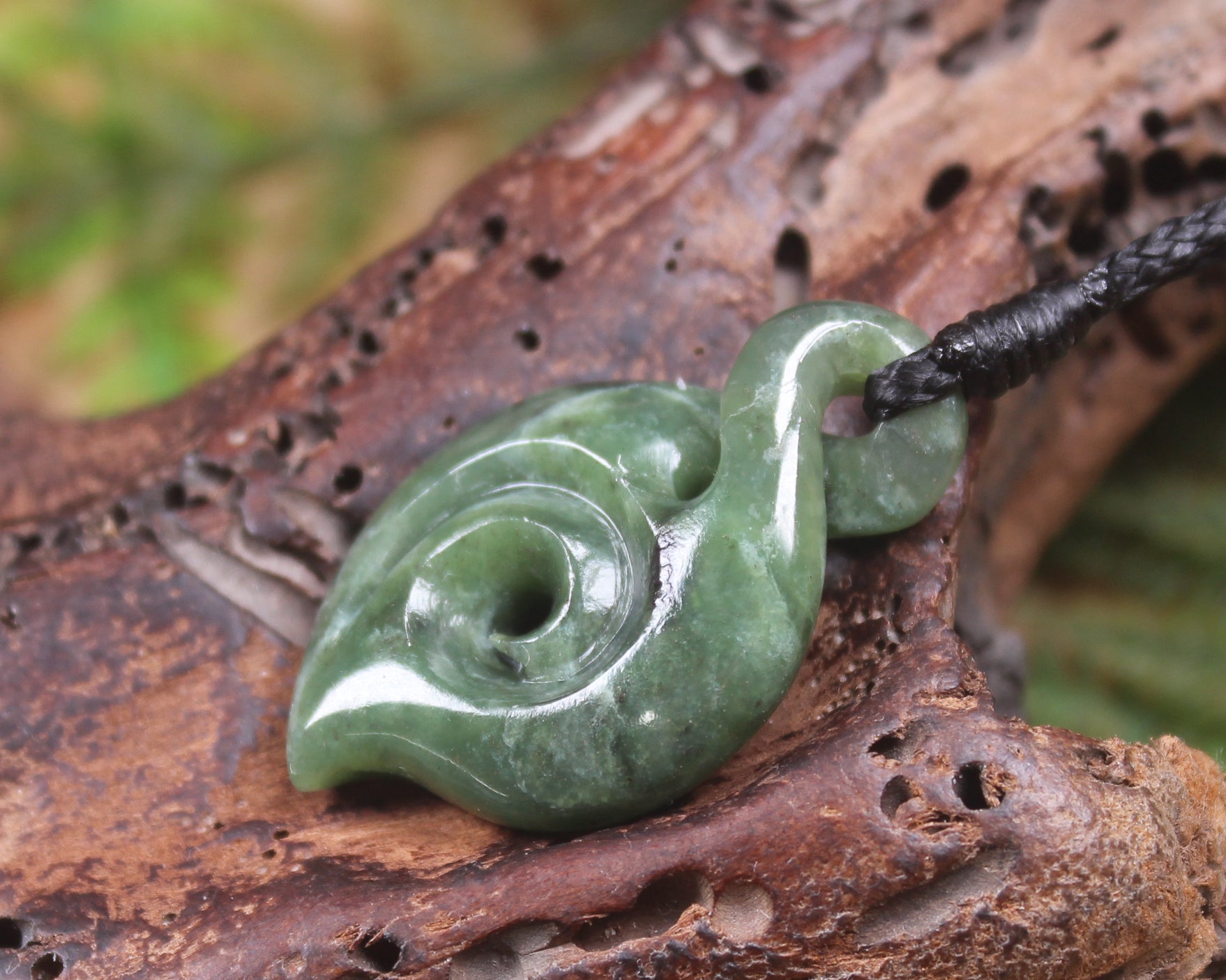 Koru Twist carved from Hapopo Pounamu - NZ Greenstone
