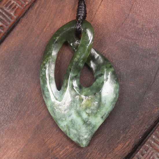 Twist or Pikorua carved from Rimu Pounamu - NZ Greenstone