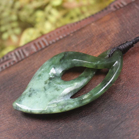 Twist or Pikorua carved from Rimu Pounamu - NZ Greenstone