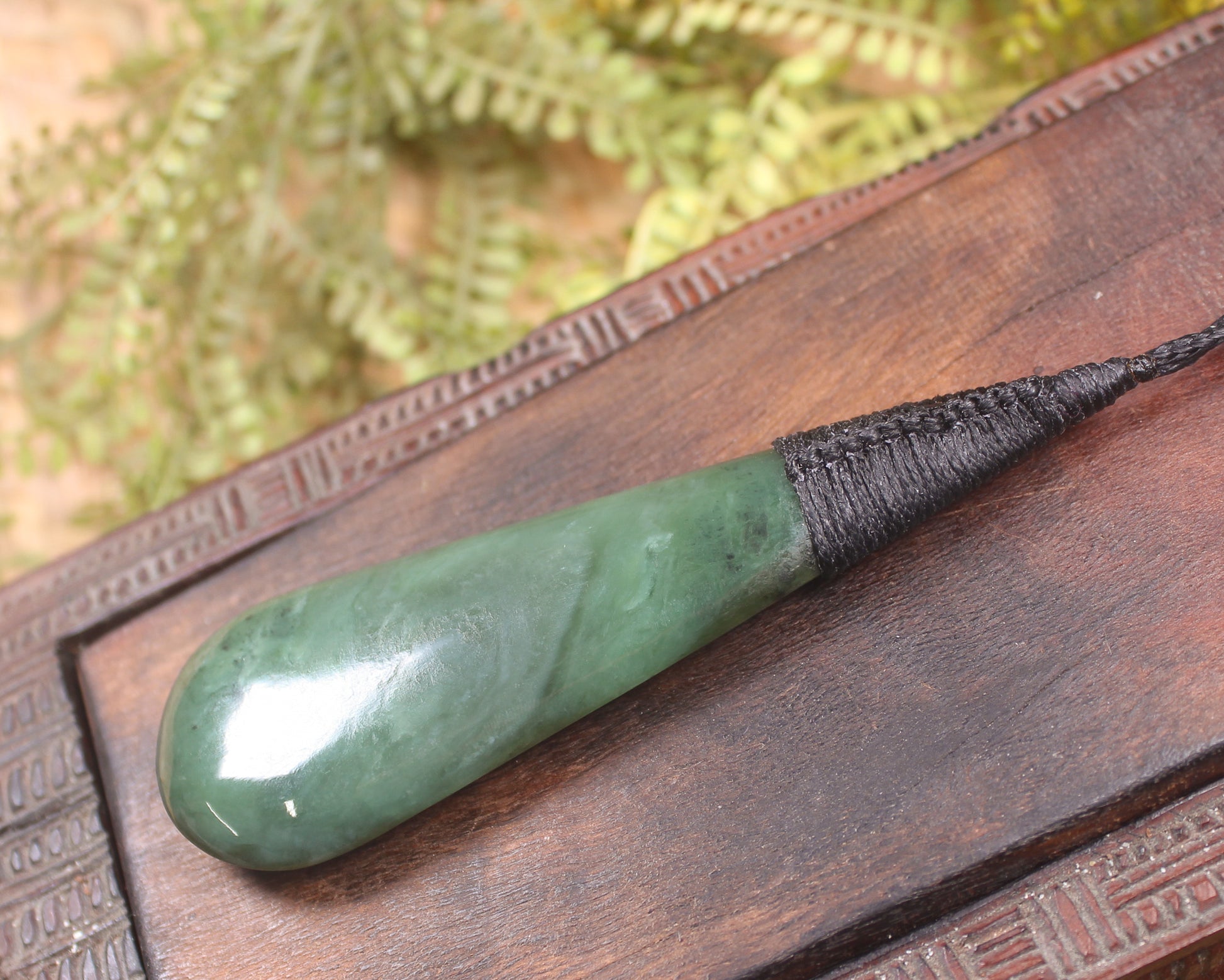 Roimata Teardrop carved from Hapopo Pounamu - NZ Greenstone