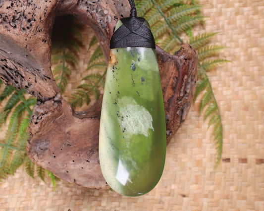 Roimata or Teardrop carved from Tangiwai Pounamu - NZ Greenstone