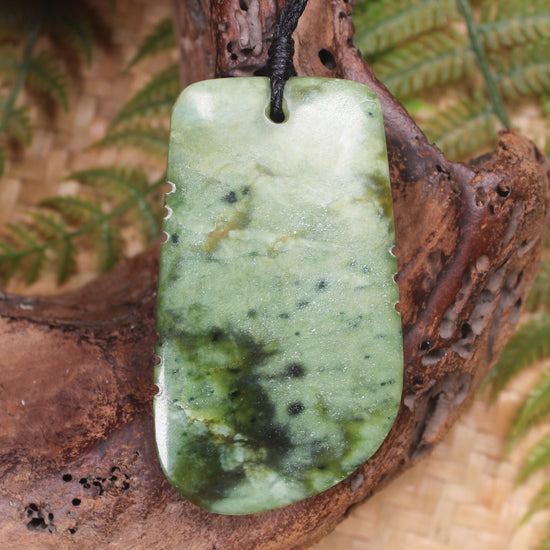 Toki or Adze Pendant carved from Flower Jade Pounamu - NZ Greenstone