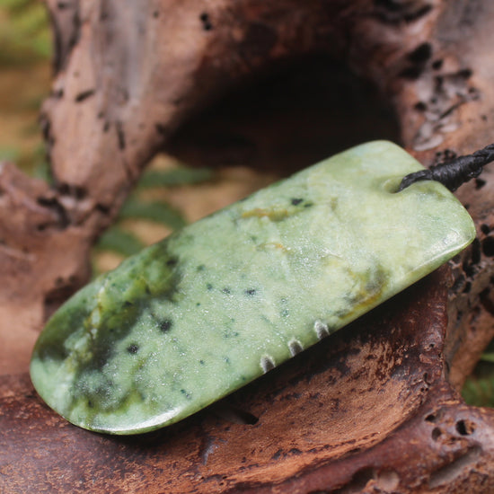 Toki or Adze Pendant carved from Flower Jade Pounamu - NZ Greenstone