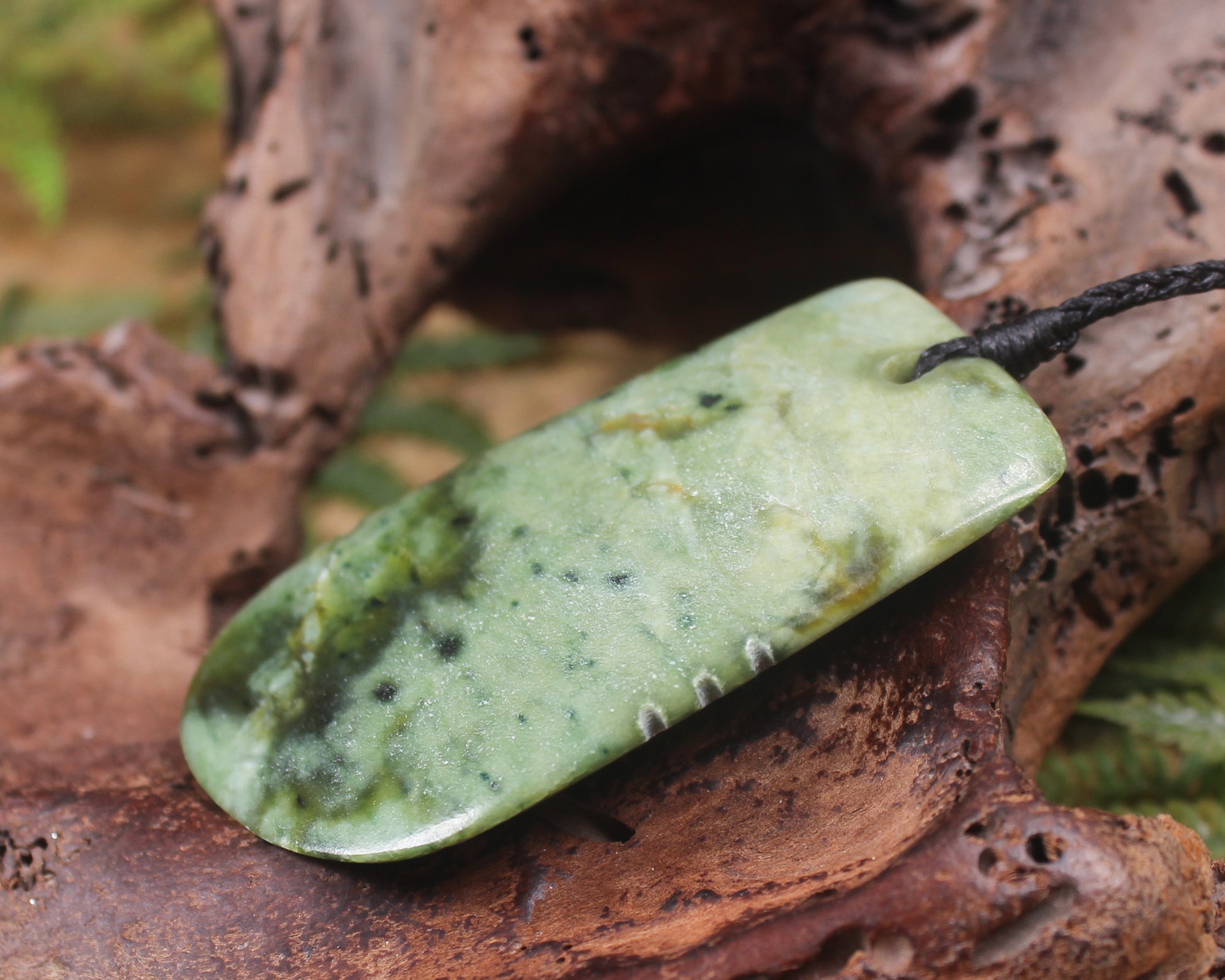 Toki or Adze Pendant carved from Flower Jade Pounamu - NZ Greenstone