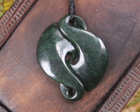 Koru Twist or Pikorua carved from Kawakawa Pounamu - NZ Greenstone