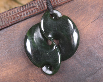 Koru Twist or Pikorua carved from Kawakawa Pounamu - NZ Greenstone