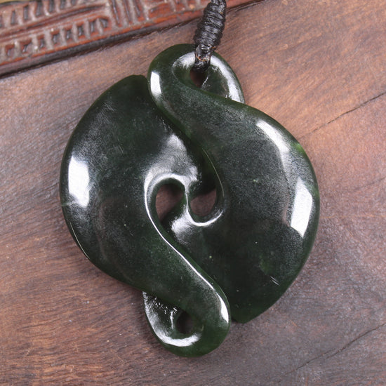 Koru Twist or Pikorua carved from Kawakawa Pounamu - NZ Greenstone