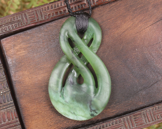Hapopo Pounamu Twist Pendant - NZ Greenstone
