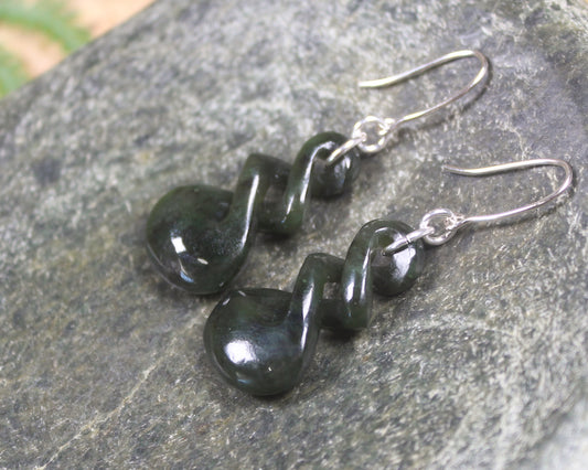 Sterling Silver Rimu Pounamu Ring - NZ Greenstone