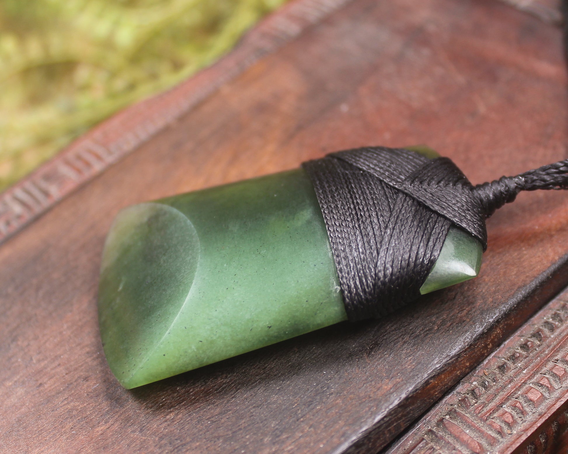 Toki or Adze Pendant carved from Tangiwai Pounamu - NZ Greenstone