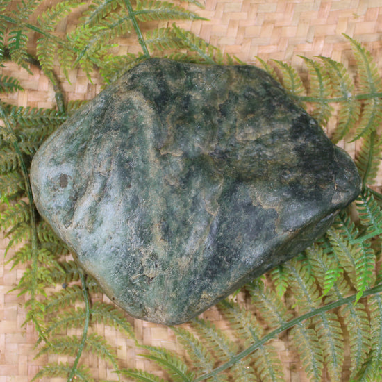 Freeform Kawakawa Pounamu Sculpture